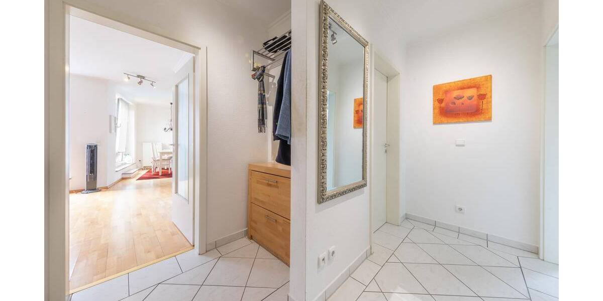 Etagenwohnung Reinbek - 2 Zimmer, 77 m&sup2;, 360.000&euro; | Angebot:26583420