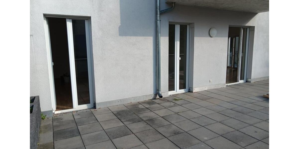 Schicke 3 Zimmer Wohnung mit WanneTageslichtbadWohnküche und großer Terrasse! #Seume39 3 zimmer