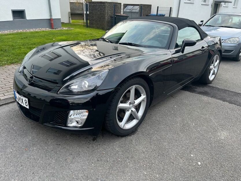 GT