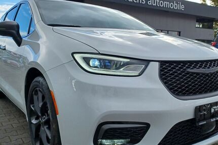 Chrysler Pacifica 21.181 km 47.990 € Augsburg 86165