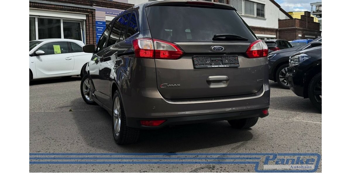 Ford Grand C-Max Champions Edition*SHZ*PDCv+h* 176.659 km 4.100 &euro; Berlin 13187