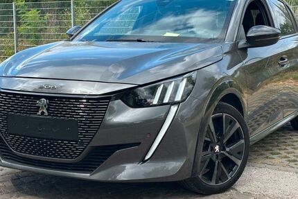 Peugeot 208 35.900 km 15.990 &euro; Wiesbaden 65203