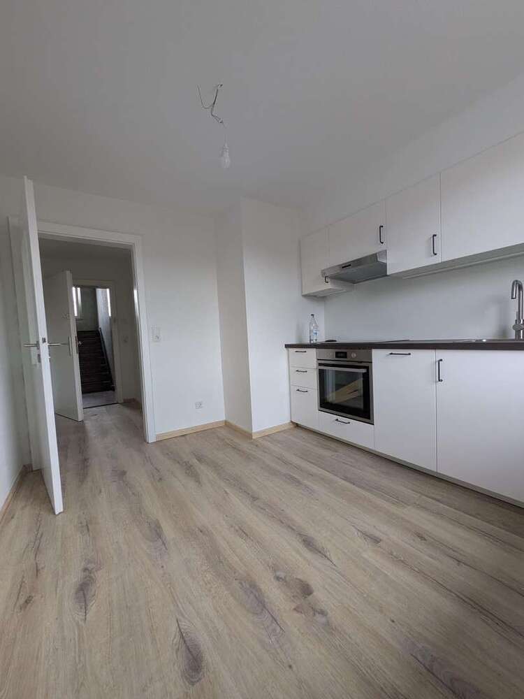 Wohnung zum Mieten in Engelbostel 900 € 100 m²
