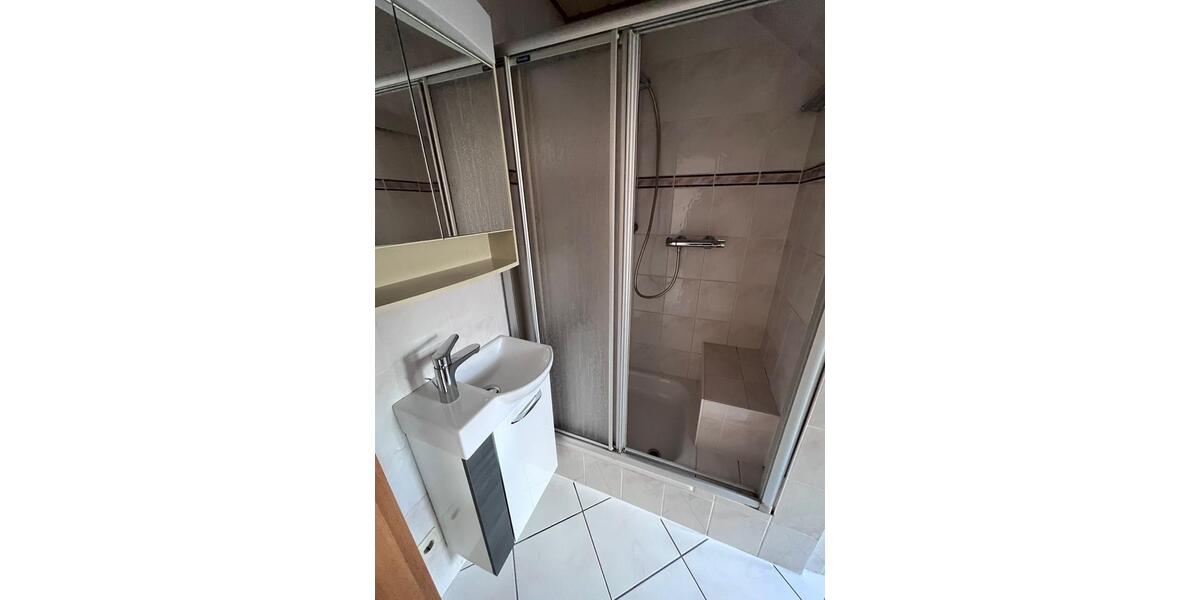 Etagenwohnung Amt Creuzburg - 2 Zimmer, 57 m&sup2;, 290&euro; | Angebot:25368144