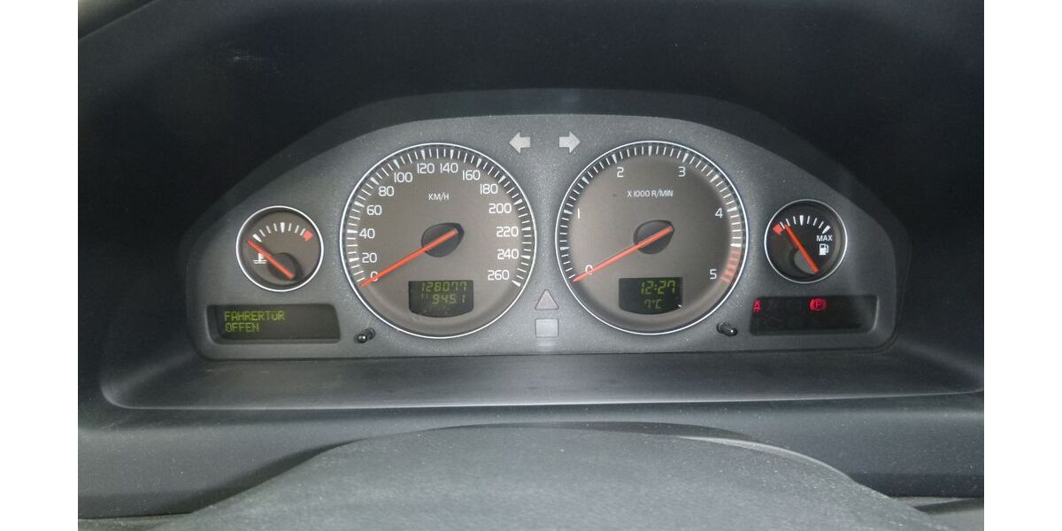 Volvo V70 128.000 km 9.999 &euro; Badenweiler 79410