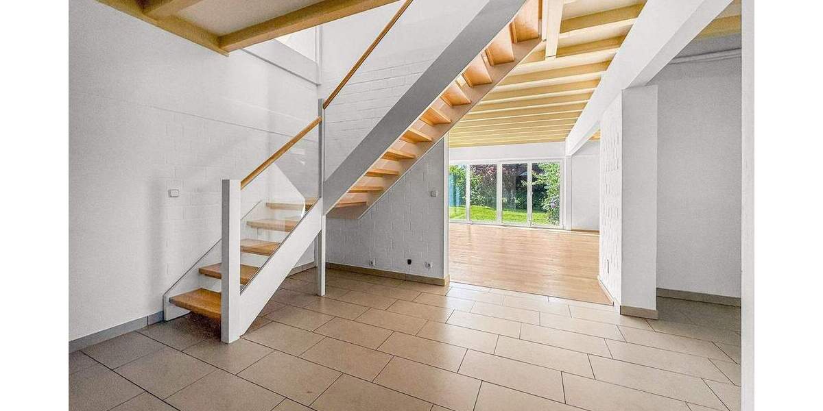 Mehrfamilienhaus, Wohnhaus Heide Süderholm - 6 Zimmer, 195 m&sup2;, 2.290&euro; | Angebot:25997333