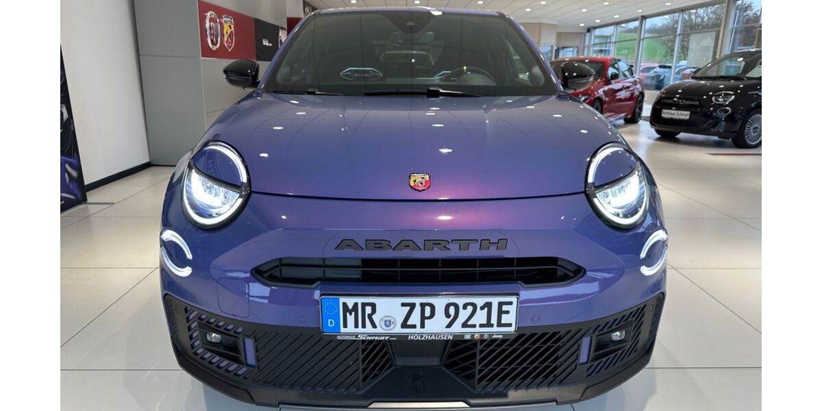 Abarth 600e 3.000 km 39.890 &euro; Dautphetal 35232
