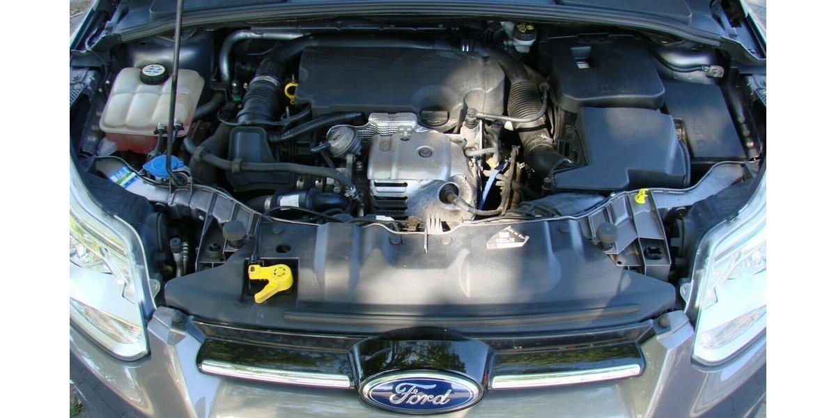 Ford Focus Turnier 1.0L EcoBoost Titanium Bi-Xenon Lede 140.121 km 3.980 &euro; Falkensee 14612