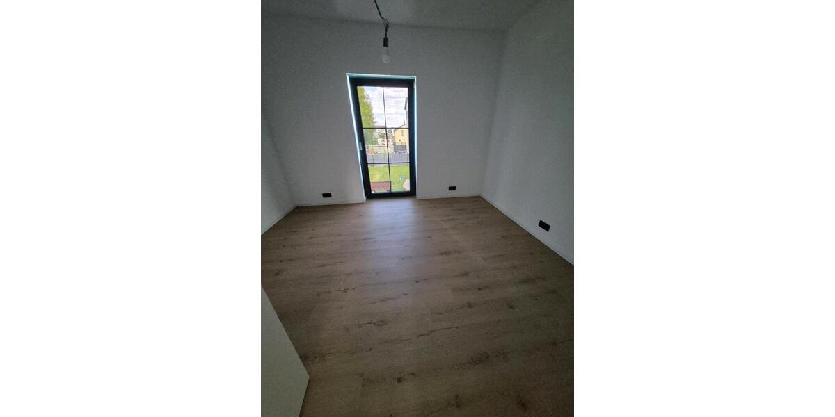 Erdgeschoßwohnung Hasselroth - 3 Zimmer, 77 m&sup2;, 1.050&euro; | Angebot:26052008