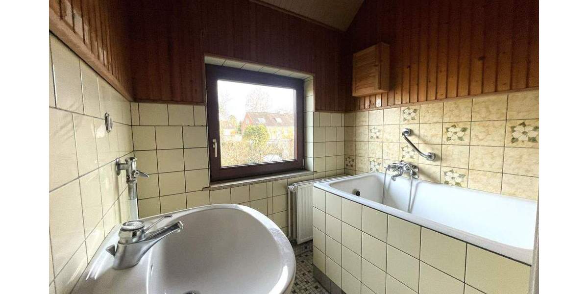 Charmantes Reihenmittelhaus mit Potential in guter Lage 3 zimmer
