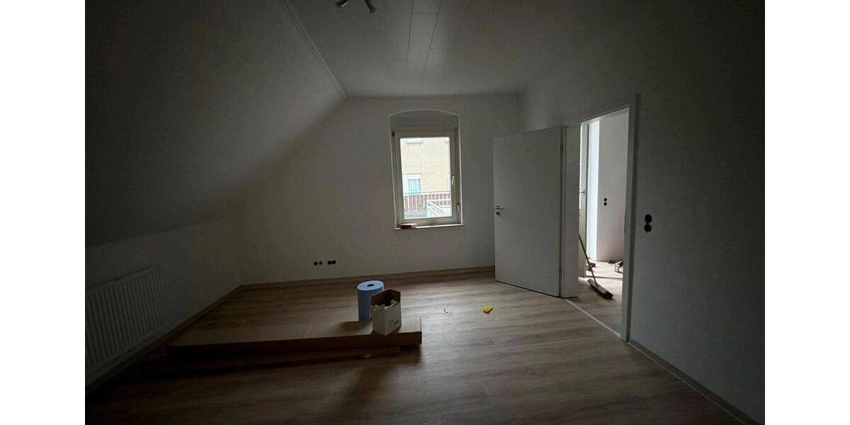 Einfamilienhaus Bad Oeynhausen Rehme - 6 Zimmer, 140 m&sup2;, 1.920&euro; | Angebot:26154318