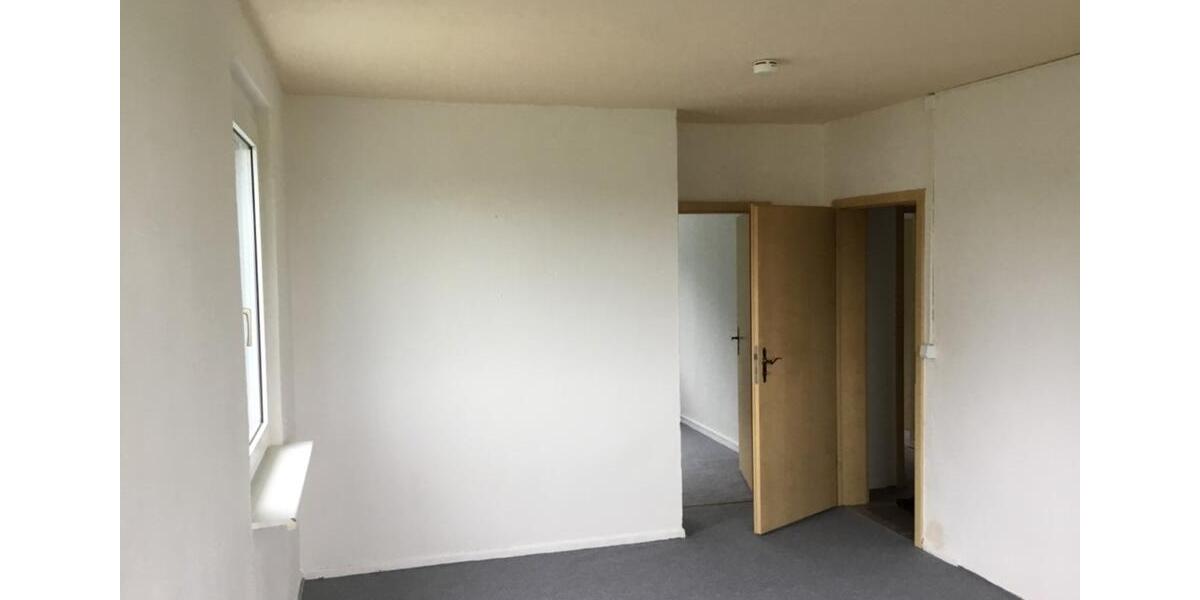 Bezahlbare 3 Raum Erdgeschosswohnung jobcenterfähig 3 zimmer