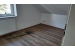 Etagenwohnung Zetel - 2 Zimmer, 100 m&sup2;, 900&euro; | Angebot:25305915