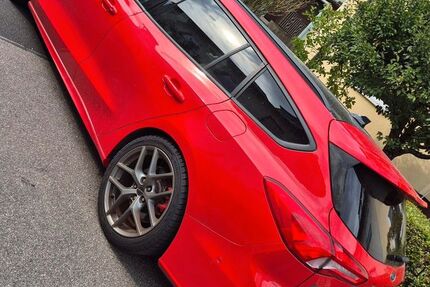 Ford Focus 105.000 km 13.500 € Sulzbach-Rosenberg 92237