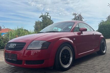 Audi TT 241.303 km 6.990 &euro; Wilhelmsdorf 88271