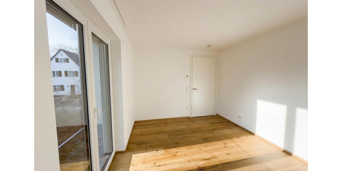 Etagenwohnung Markkleeberg - 3 Zimmer, 120 m&sup2;, 2.400&euro; | Angebot:25307845