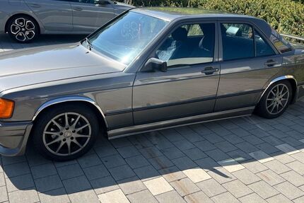 Mercedes-Benz 190 222.250 km 7.999 € Poppenricht 92284