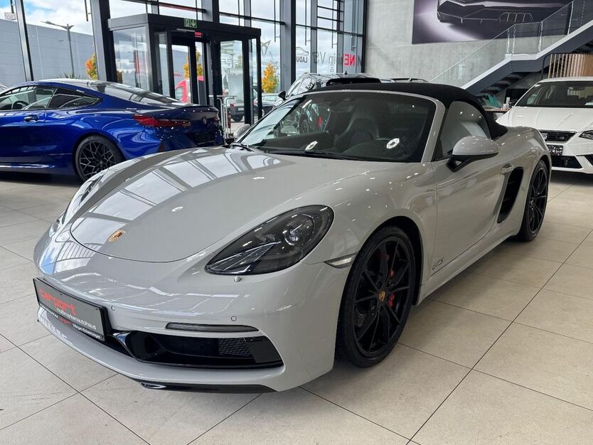 Porsche Boxster 39.000 km 67.890 € Villingen-Schwenningen 78052
