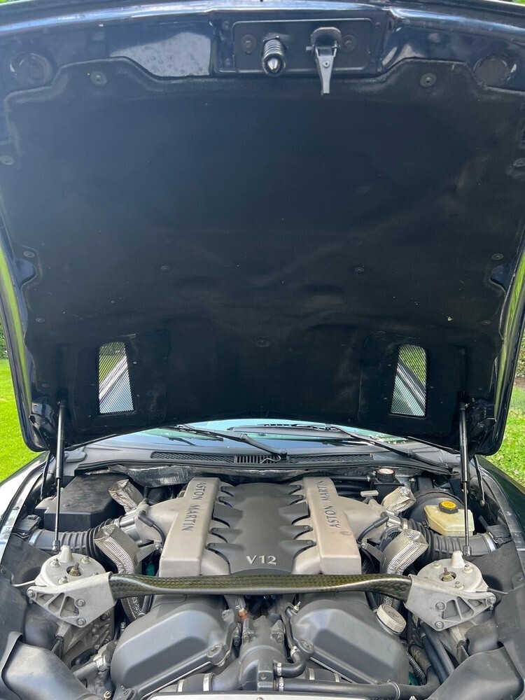 V12 Vanquish
