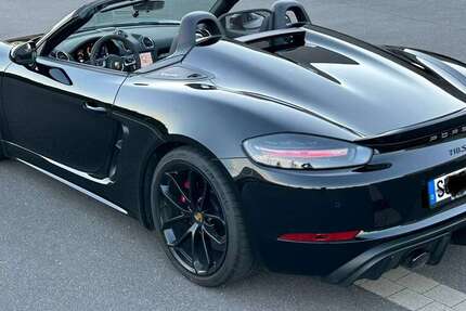 Porsche 718 Spyder 25.800 km 96.500 € Meckenheim 53340