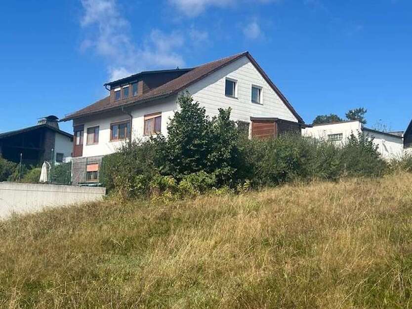 Haus zum Kaufen in Stammbach 329.000 € 295 m²