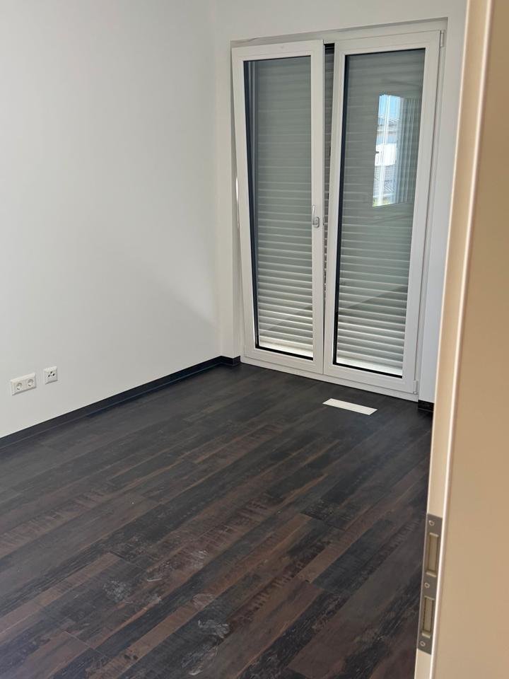 Wg Zimmer zu vermieten