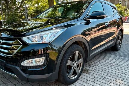 Hyundai SANTA FE 214.000 km 9.450 &euro; Dresden 01097