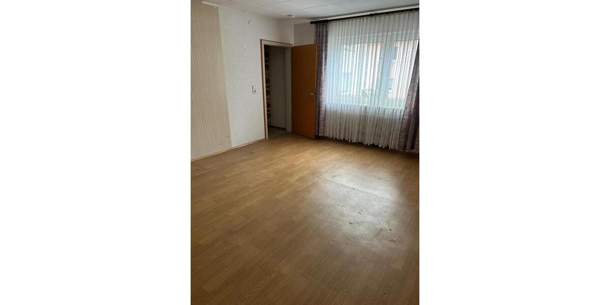 Einfamilienhaus Rammelsbach - 8 Zimmer, 215 m&sup2;, 259.000&euro; | Angebot:26762894