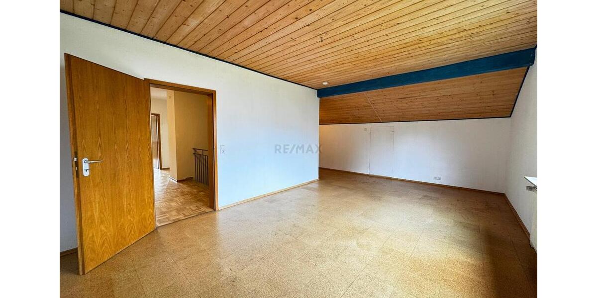 Zentral gelegen – mit Weitblick ins Grüne 8 zimmer