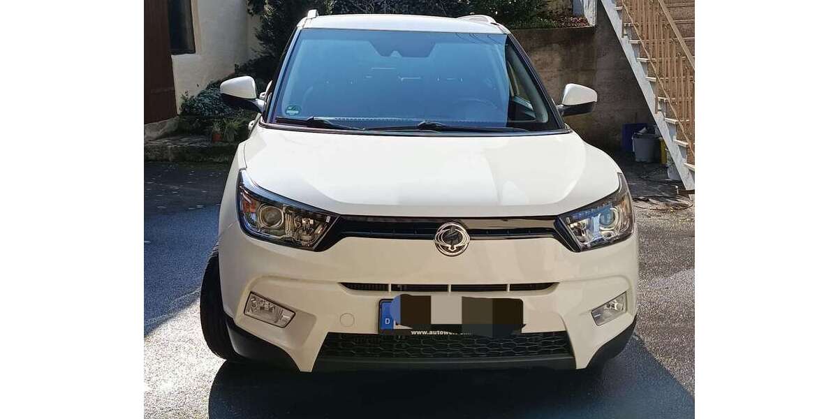 SsangYong Tivoli 66.411 km 12.800 &euro; Bad Mergentheim 97980