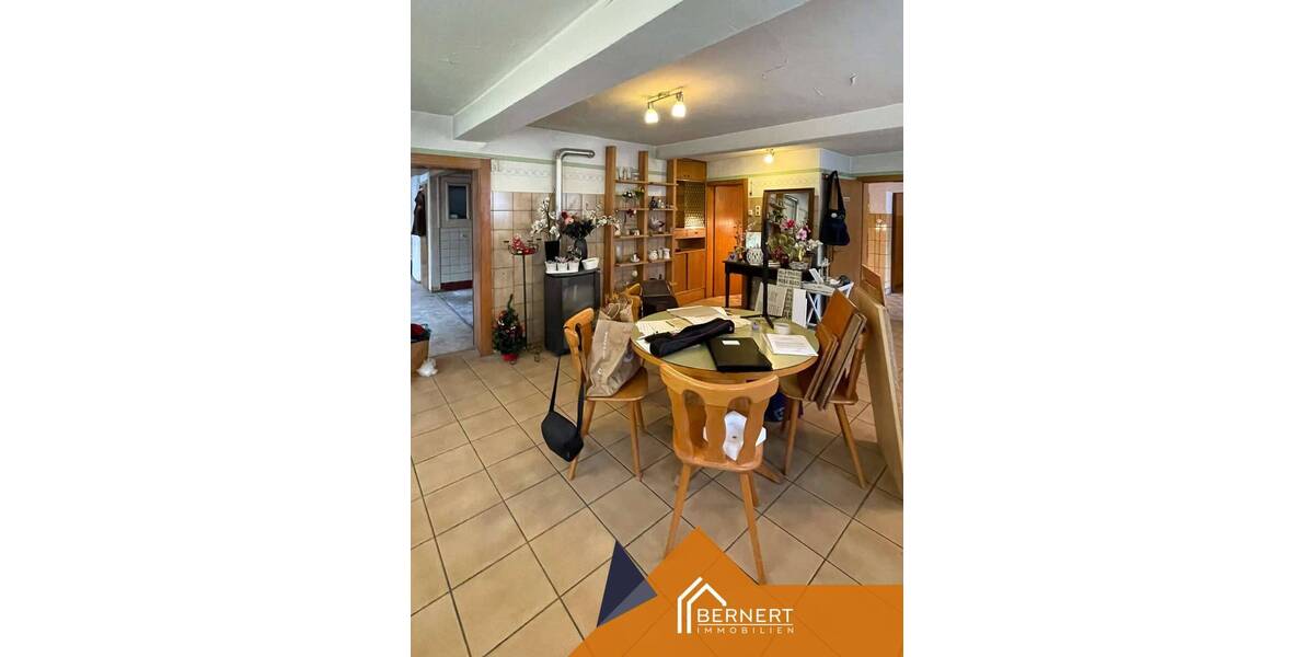 Mehrfamilienhaus, Wohnhaus Altenkunstadt - 1 Zimmer, 530 m&sup2;, 170.000&euro; | Angebot:25689895