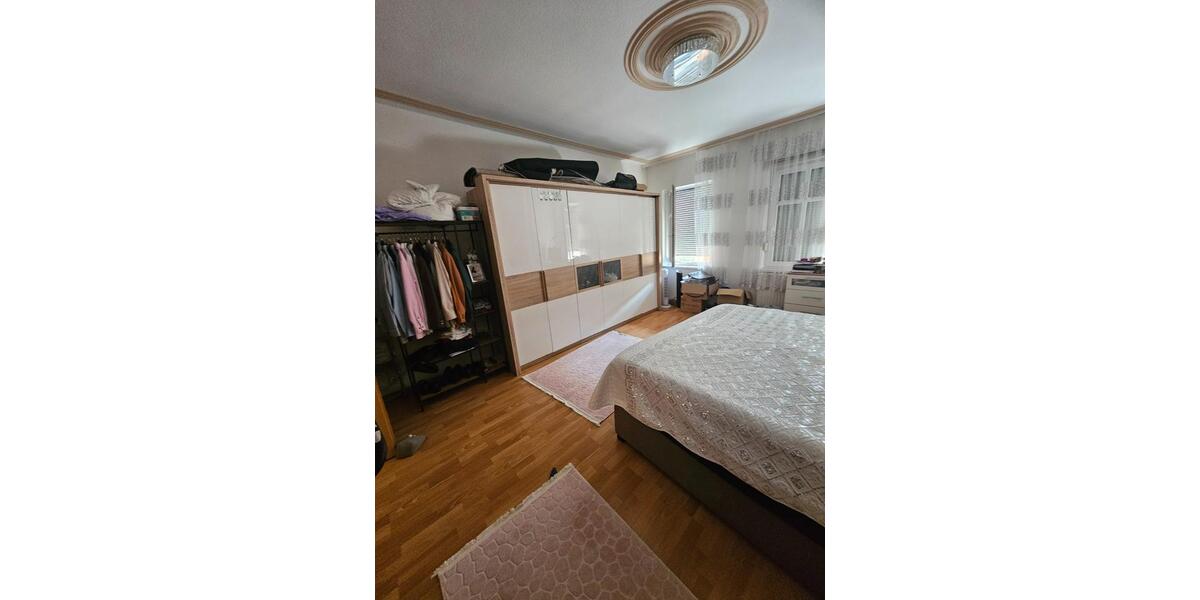 Reihenhaus Saarbrücken Dudweiler - 5 Zimmer, 230 m&sup2;, 295.000&euro; | Angebot:27117736