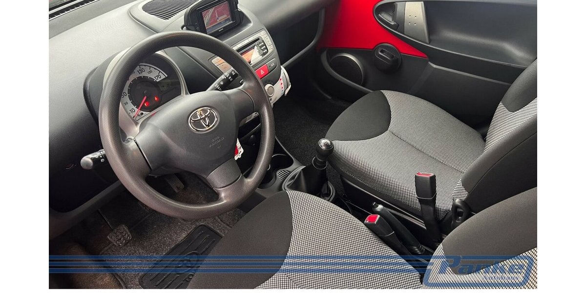 Toyota Aygo Cool Go 5trg*NAV*BT*Klima*LED*USB*Allwetter 119.619 km 5.200 &euro; Berlin 13187