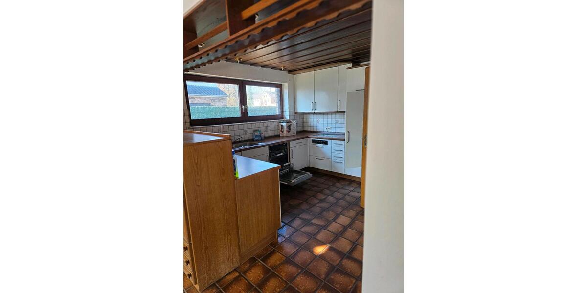 Einfamilienhaus Stuhr - 7 Zimmer, 200 m&sup2;, 1.500&euro; | Angebot:25882466