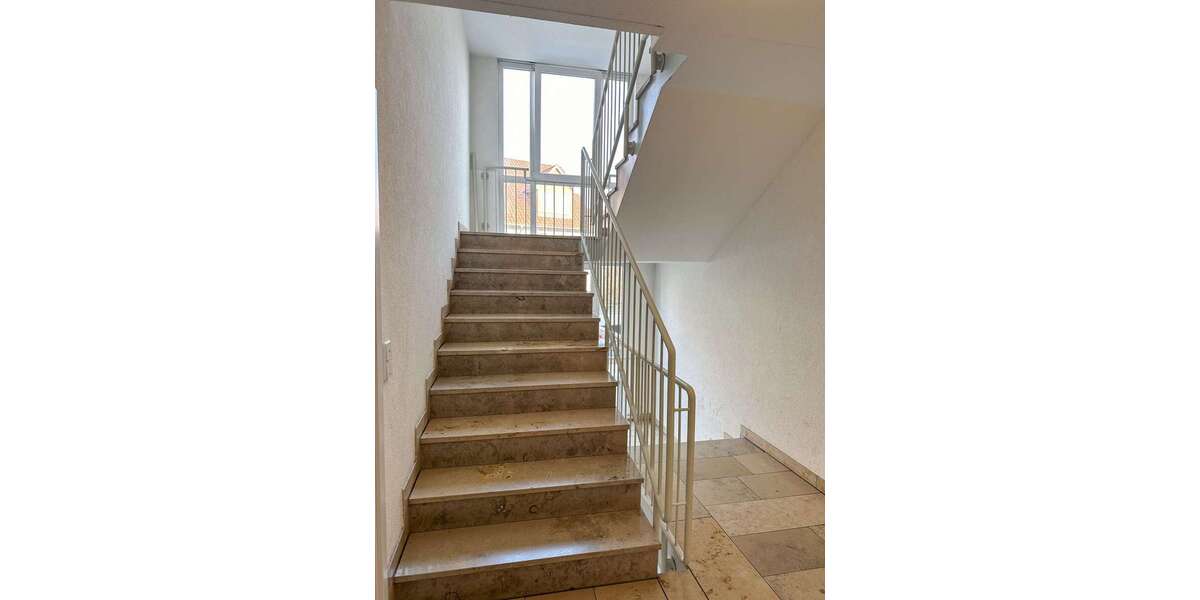 Zwei vermietete Wohnungen in Bestlage von Arnstadt – direkt an der Liebfrauenkirche 4 zimmer