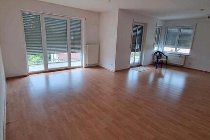 Haus Wernau (Neckar) - 3 Zimmer, 108 m&sup2;, 900&euro; | Angebot:24825681