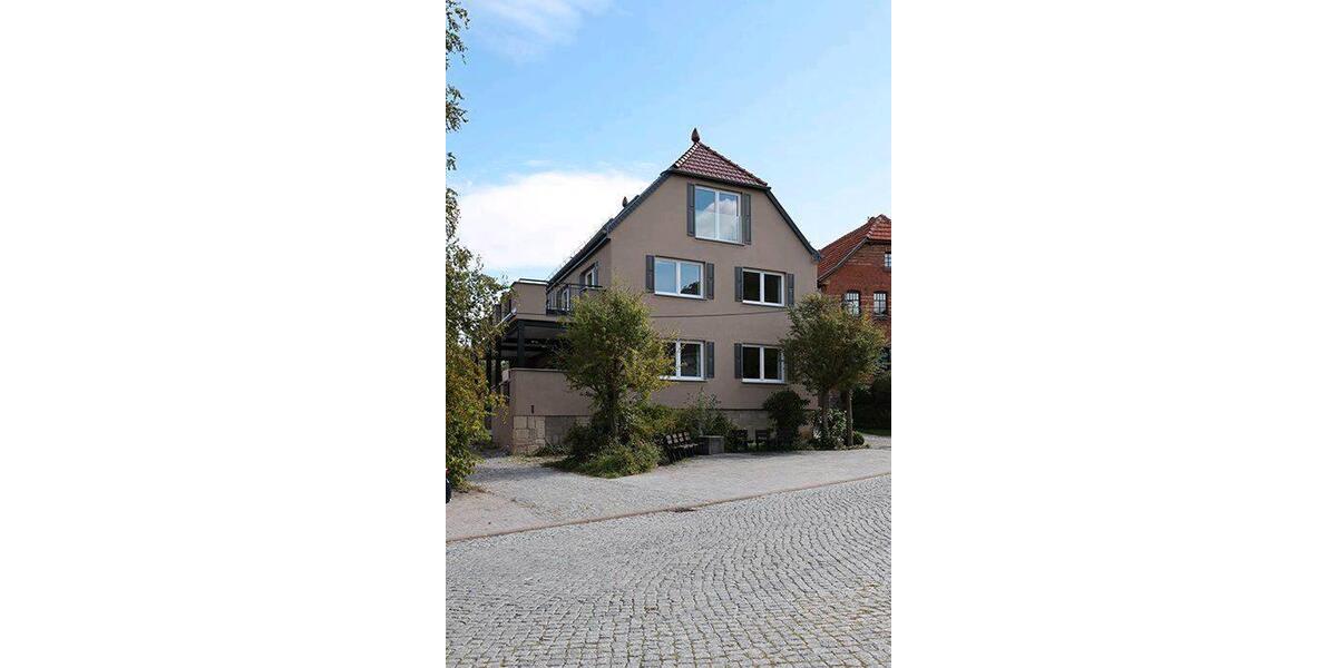 Einfamilienhaus Grammetal - 7 Zimmer, 300 m&sup2;, 2.900&euro; | Angebot:26067183