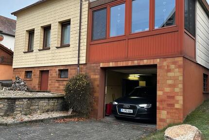 Einfamilienhaus mit Garten, Garagen, Sauna und Platz für alle! 5 zimmer