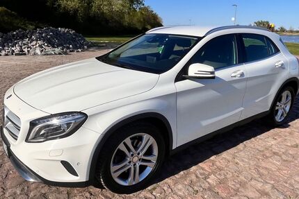 Mercedes-Benz GLA 250 81.401 km 19.900 &euro; Tangermünde 39590