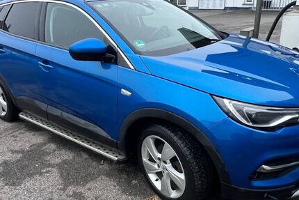 Opel Grandland (X) 97.000 km 16.900 &euro; Bacharach 55422
