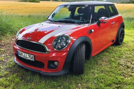 Mini Cooper 124.000 km 6.400 &euro; Upahl 23936