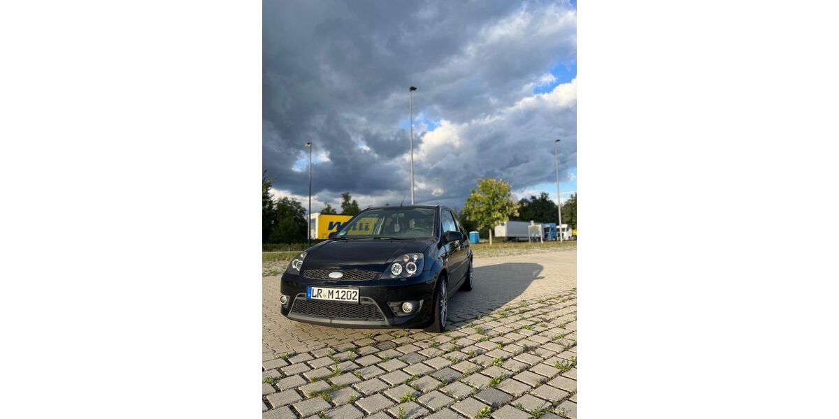 Ford Fiesta 175.000 km 2.250 &euro; Malterdingen 79364