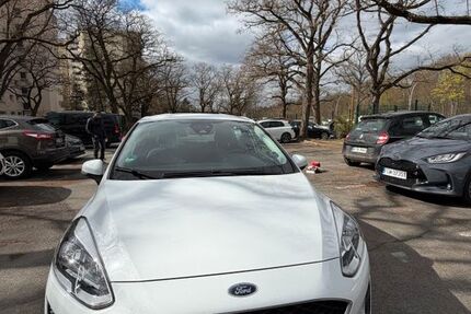 Ford Fiesta 51.000 km 8.800 &euro; Berlin 13589