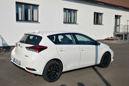 Toyota Auris 165.000 km 7.900 € Kaiserslautern 67659