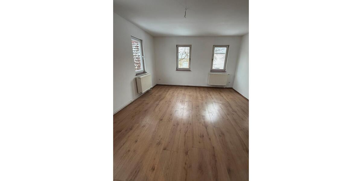 Einfamilienhaus Untersiemau - 6 Zimmer, 140 m&sup2;, 950&euro; | Angebot:25252591