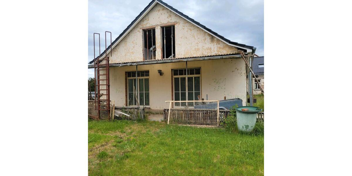 Reihenhaus Klötze - 4 Zimmer, 155 m&sup2;, 80.000&euro; | Angebot:26824047