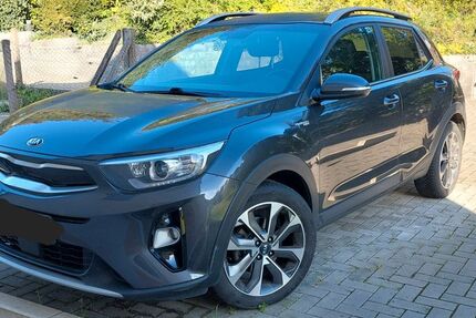 Kia Stonic 53.000 km 14.950 &euro; Nidda 63667