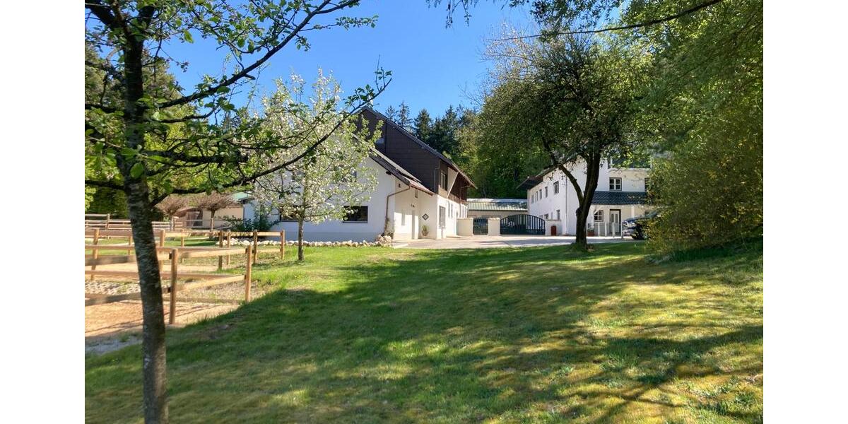 Einfamilienhaus Ergolding - 3.150.000&euro; | Angebot:26801906