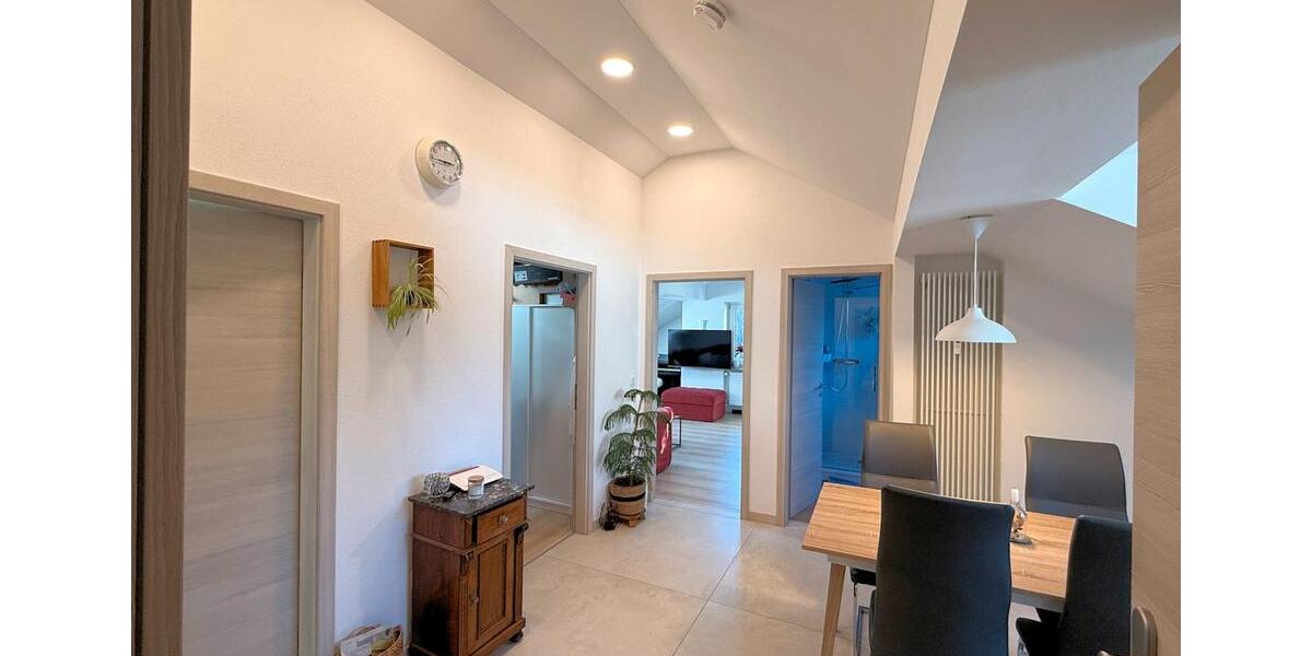 Dachgeschoßwohnung Ingolstadt Münchener Straße - 3.5 Zimmer, 68 m&sup2;, 339.000&euro; | Angebot:26123021