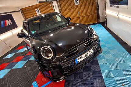 Mini John Cooper Works 5.500 km 37.999 € Moosach 85665